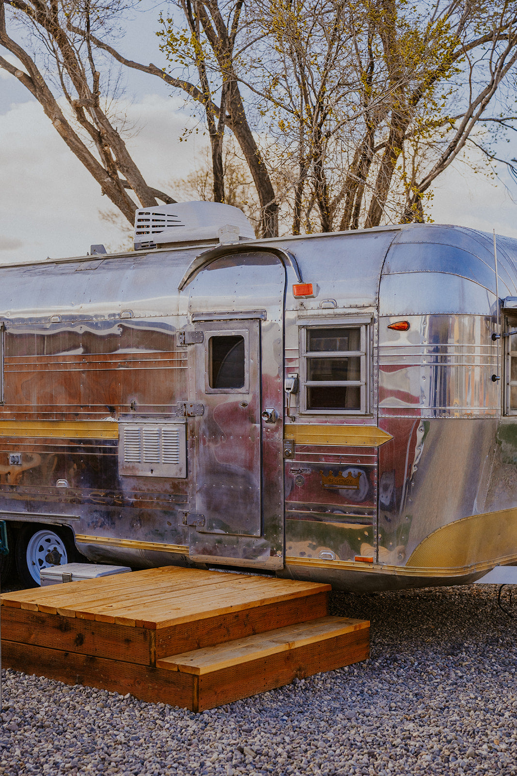 The Duke β 1974 Streamline