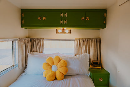 Daisy – 1961 Ideal Trailer