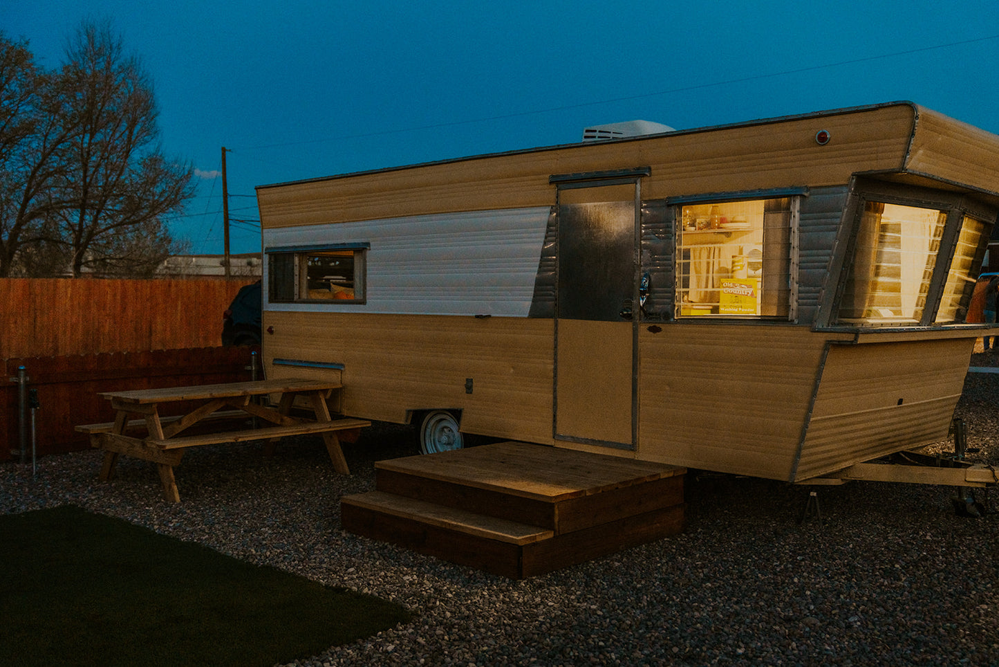 Daisy – 1961 Ideal Trailer