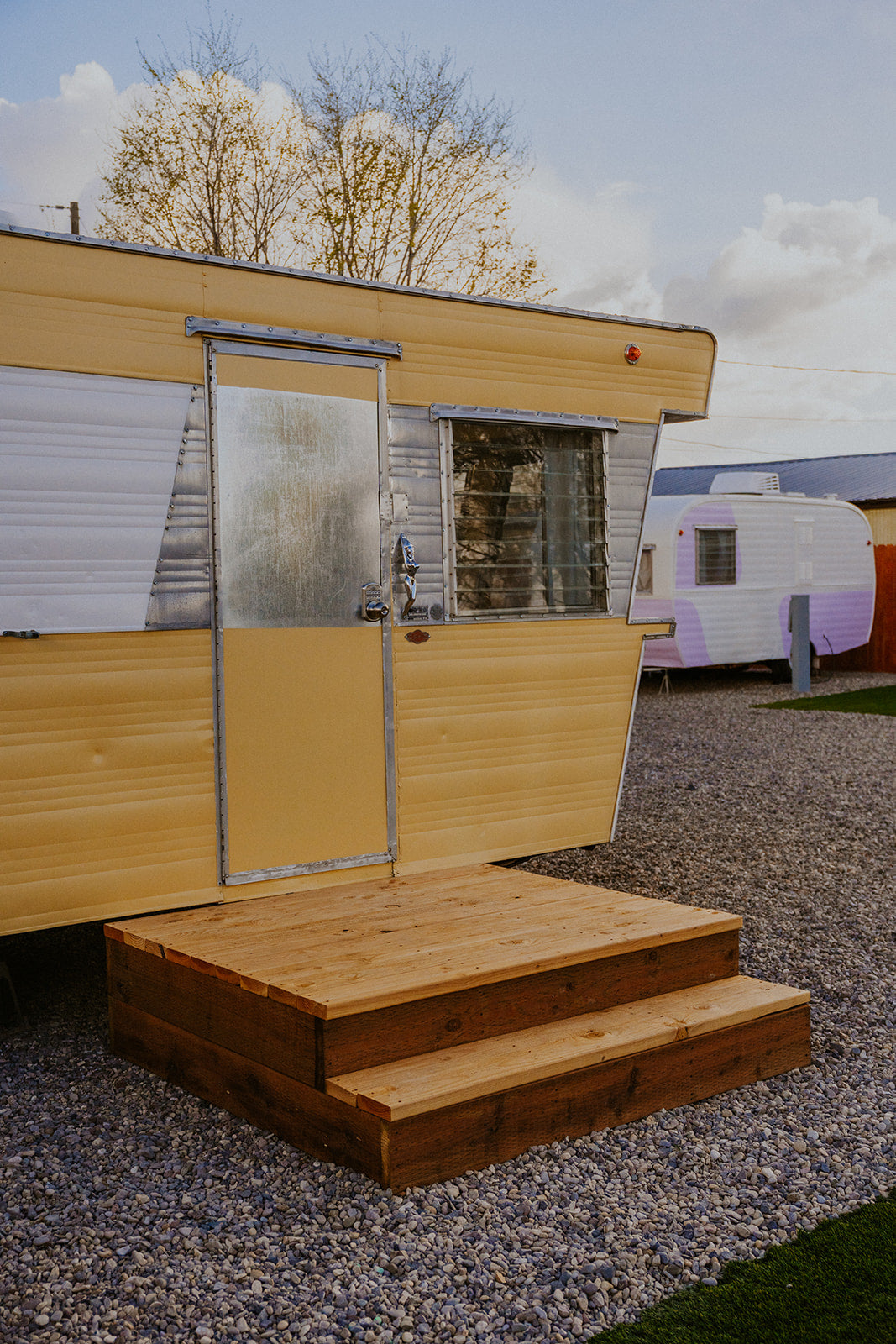 Daisy – 1961 Ideal Trailer